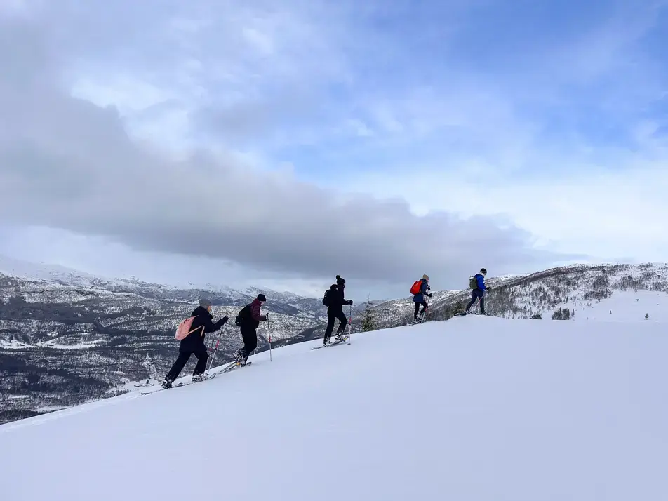 Sneeuwschoenen in Voss met Outdoor Noorwegen-20 (1)